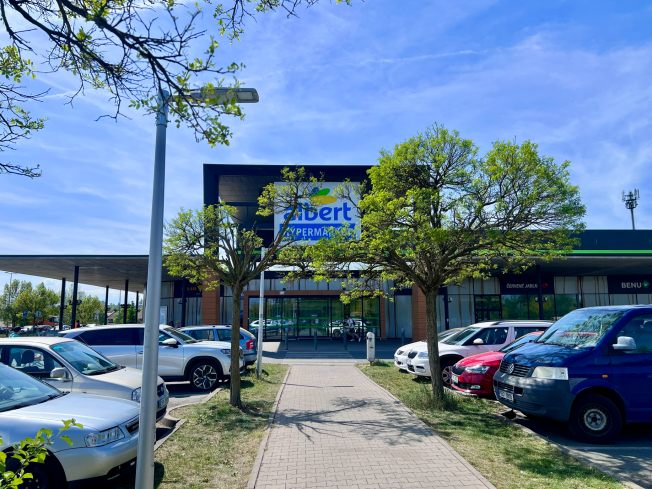 Albert hypermarket Plzeň