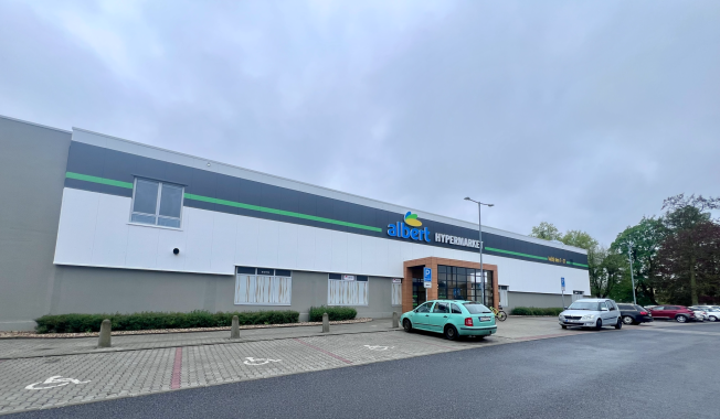 Albert hypermarket Varnsdorf
