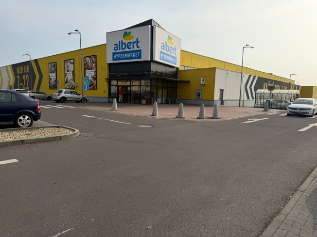Albert hypermarket Znojmo